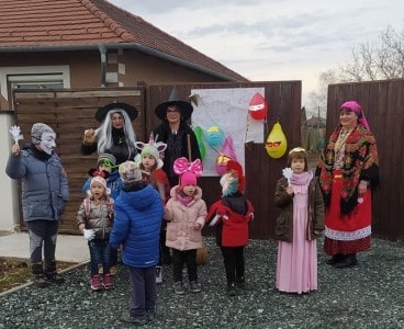 Farsangi kulturális rendezvény felvonulás