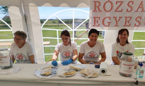 Váti Falunap egyesületi tagok