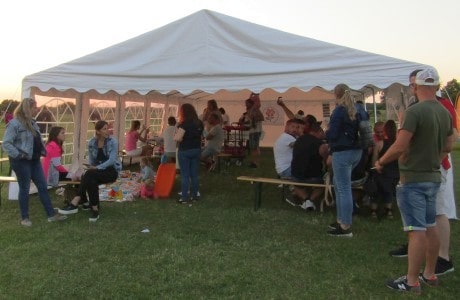 Váti Falunap egyesületi sátor